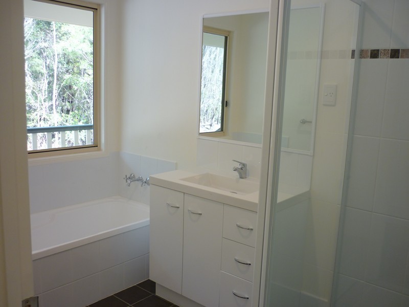 4 Topaz, Russell Island QLD 4184