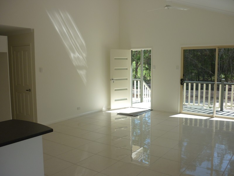 4 Topaz, Russell Island QLD 4184