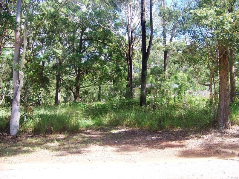 5 Forest Hill Rd, Russell Island QLD 4184