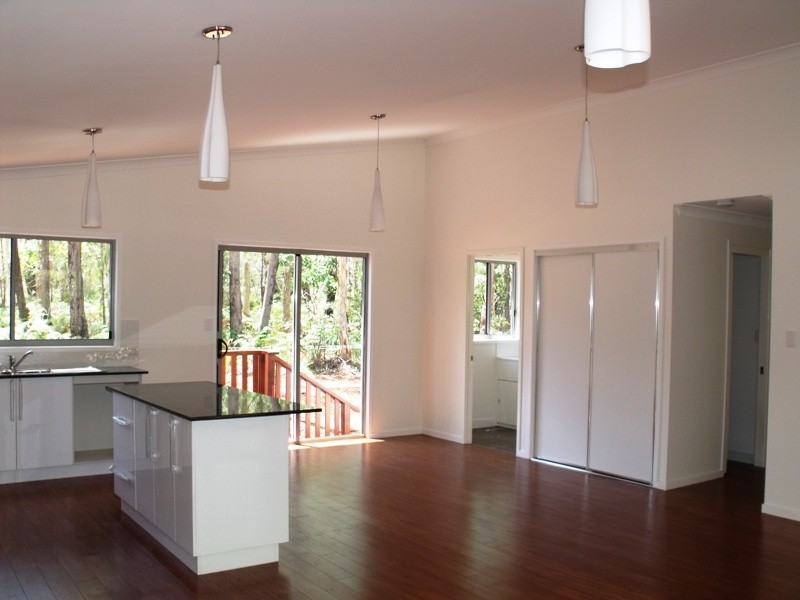 3 Forest Hill Rd, Russell Island QLD 4184