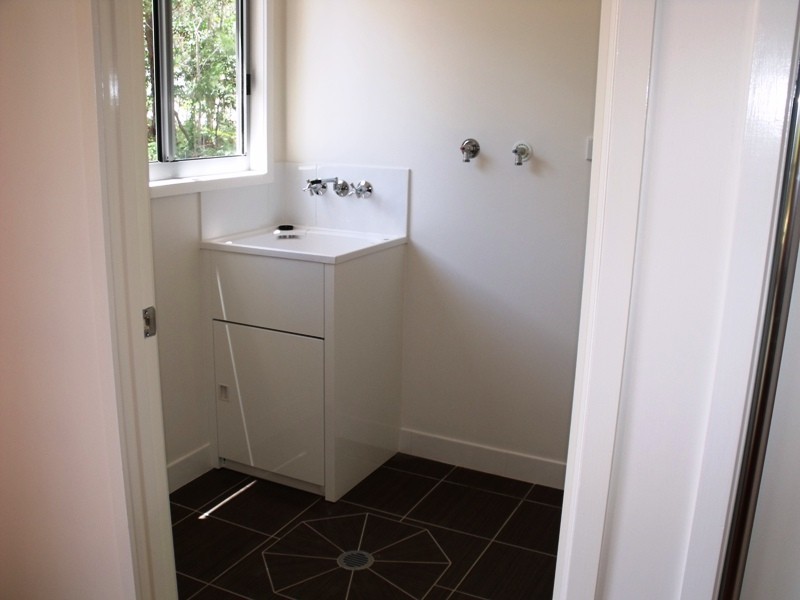 3 Forest Hill Rd, Russell Island QLD 4184