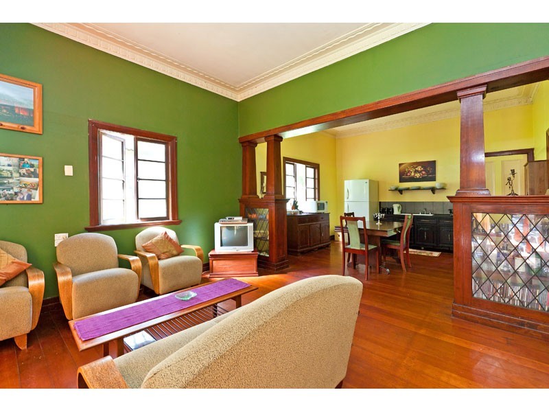 18 Yara St, Russell Island QLD 4184