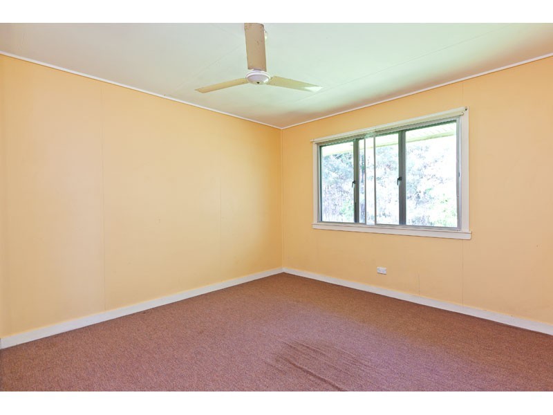 117 Palm Beach Rd, Russell Island QLD 4184