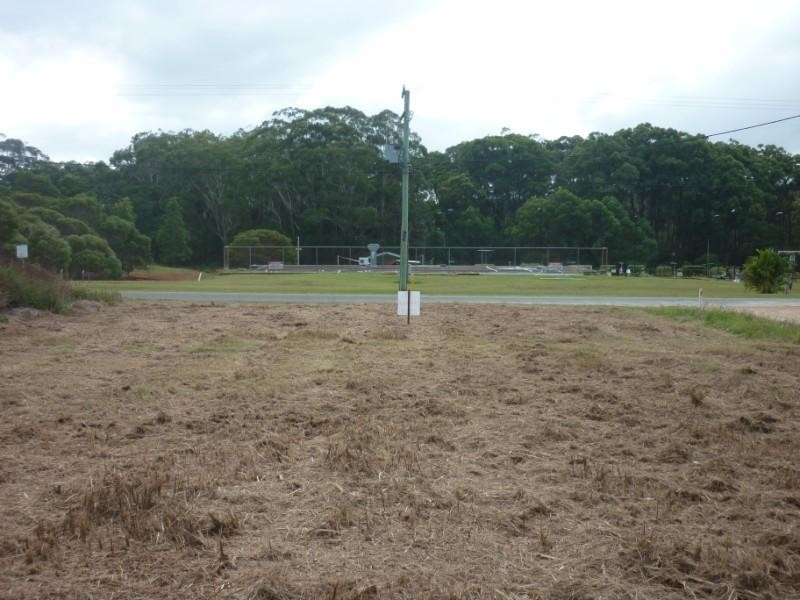 66 Jackson Road, Russell Island QLD 4184