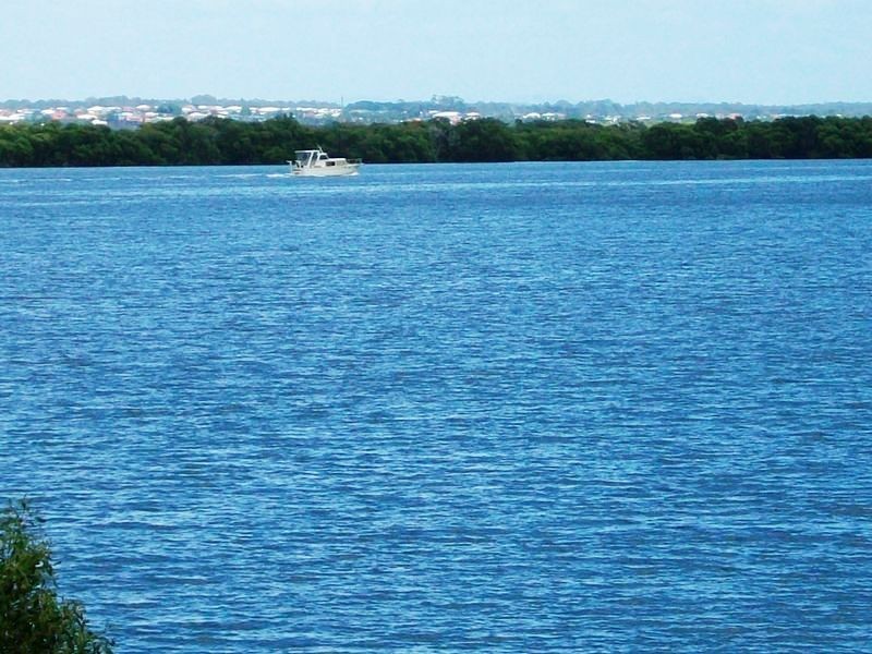 13-15 Binalong Rd, Russell Island QLD 4184