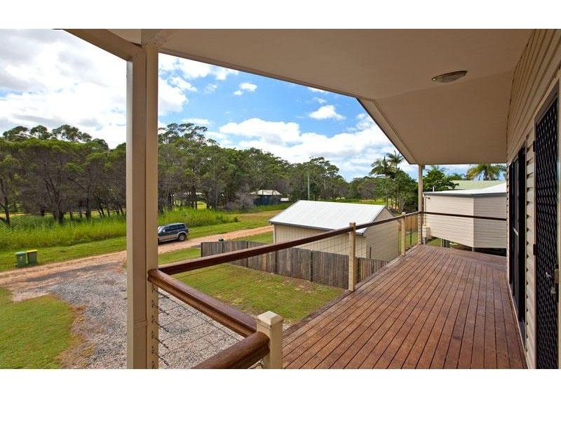 38 Mountain View Crescent, Russell Island QLD 4184