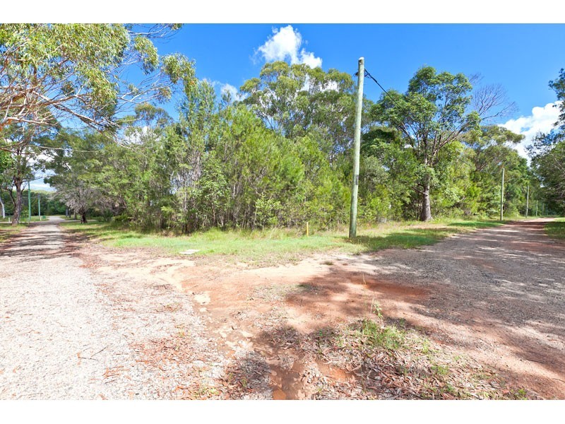 2 Coleus St, Russell Island QLD 4184