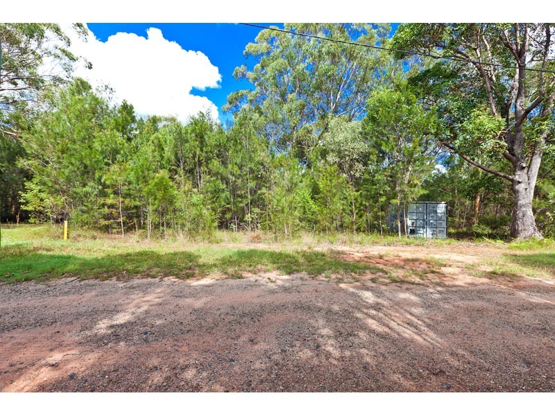 2 Coleus St, Russell Island QLD 4184