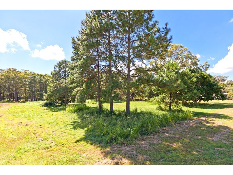 15 Robert St, Russell Island QLD 4184