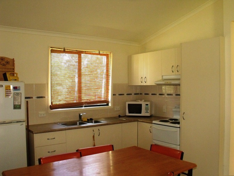 2 Karri Street, Russell Island QLD 4184