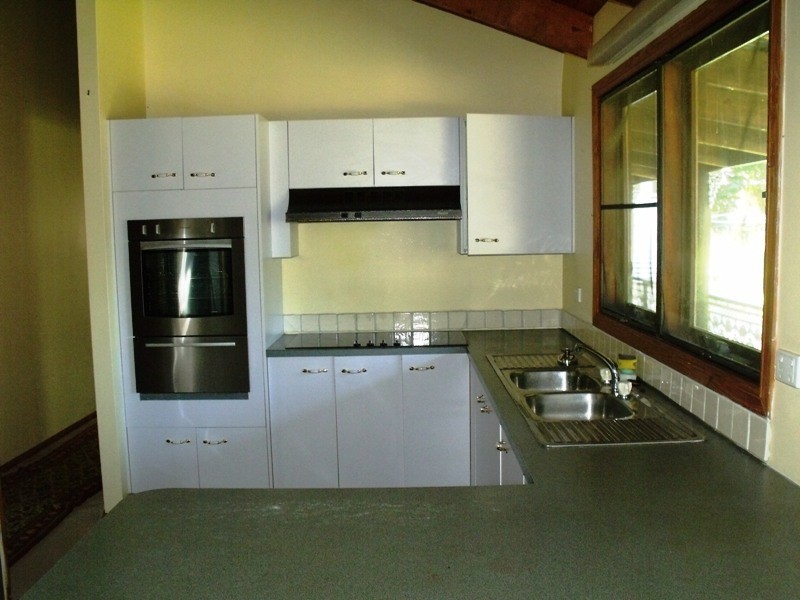 1 Gay Tce, Russell Island QLD 4184