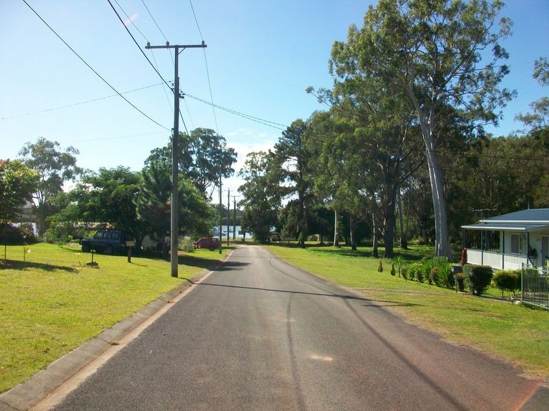 9 Douglas St, Russell Island QLD 4184