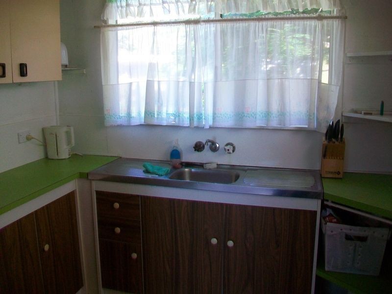 9 Douglas St, Russell Island QLD 4184