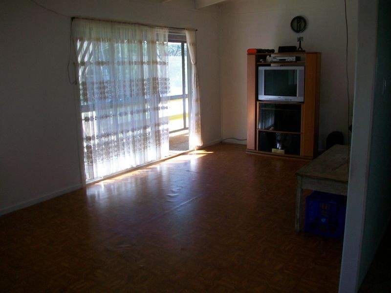 9 Douglas St, Russell Island QLD 4184