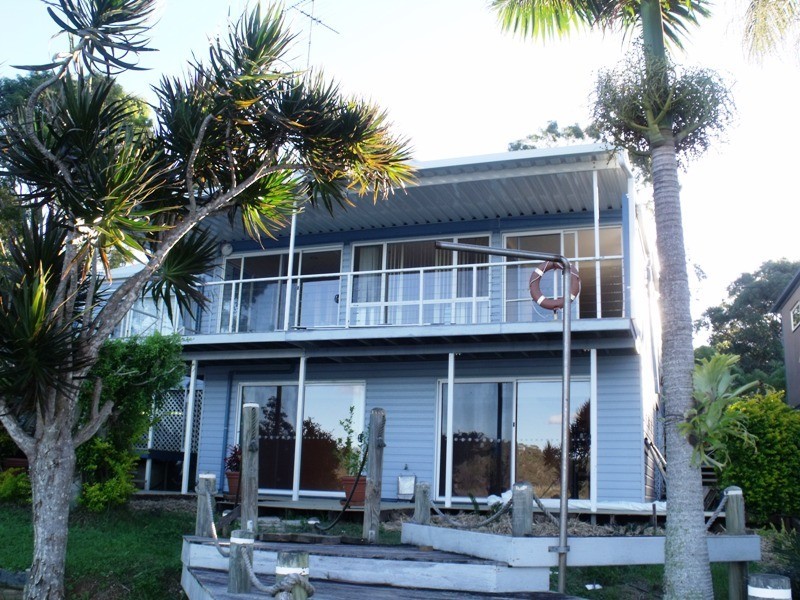 101 Wahine Drive, Russell Island QLD 4184
