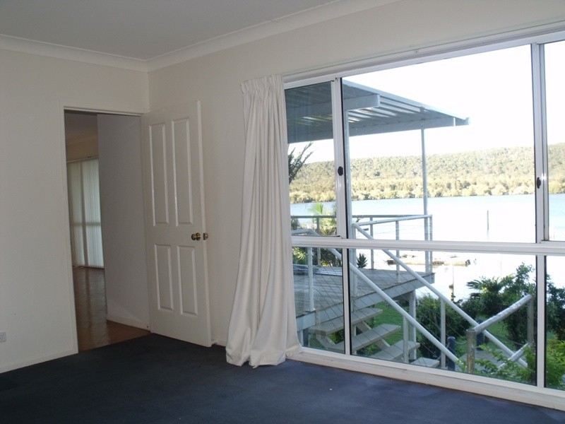 101 Wahine Drive, Russell Island QLD 4184