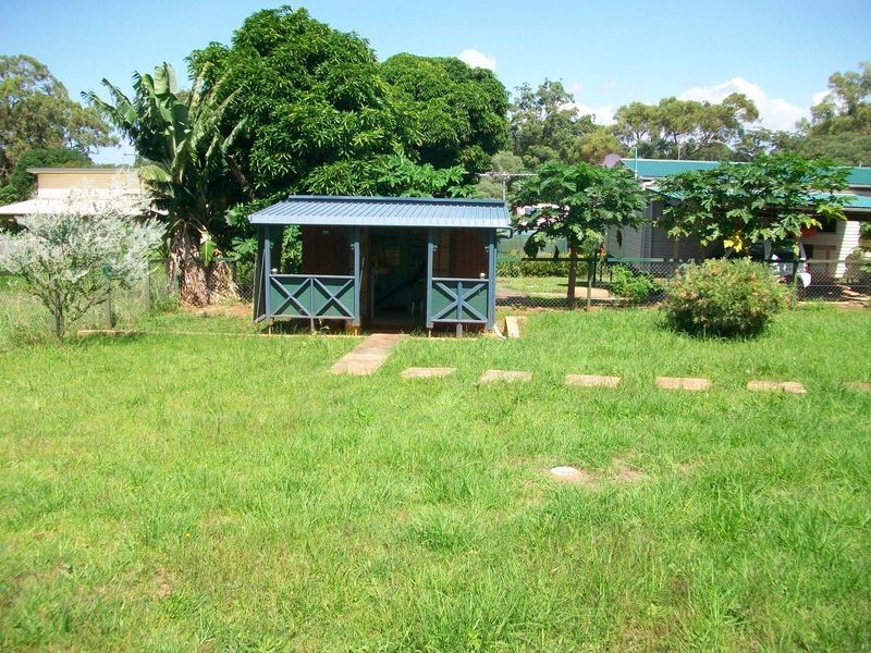 10 Pao Pao Rd, Russell Island QLD 4184