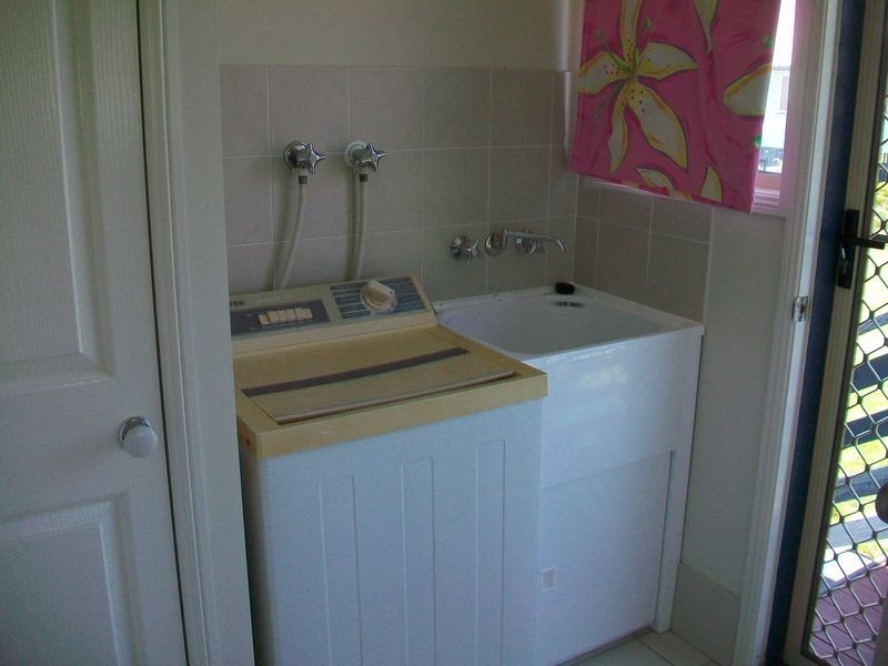 10 Pao Pao Rd, Russell Island QLD 4184