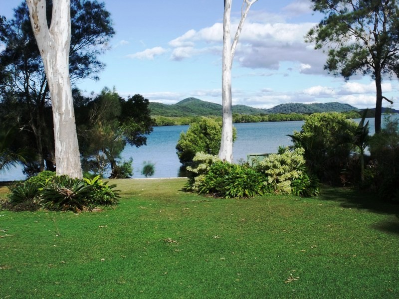 42 Carissa St, Russell Island QLD 4184