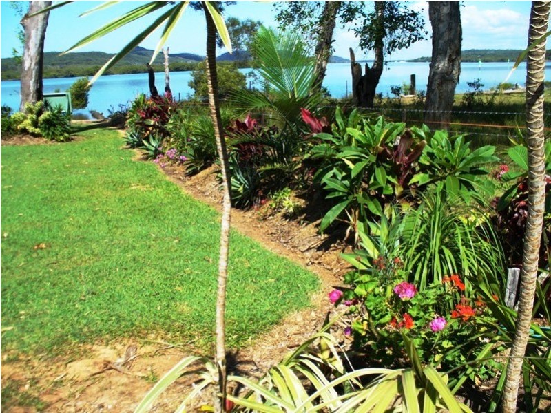 42 Carissa St, Russell Island QLD 4184