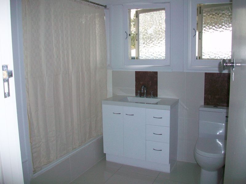 82 Wahine Drive, Russell Island QLD 4184