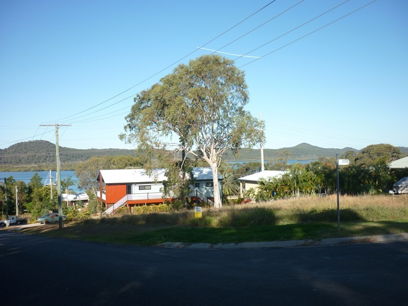 1 Yacht Street, Russell Island QLD 4184