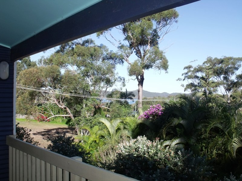 6 Cutter St, Russell Island QLD 4184