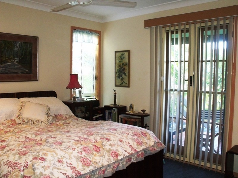 6 Cutter St, Russell Island QLD 4184