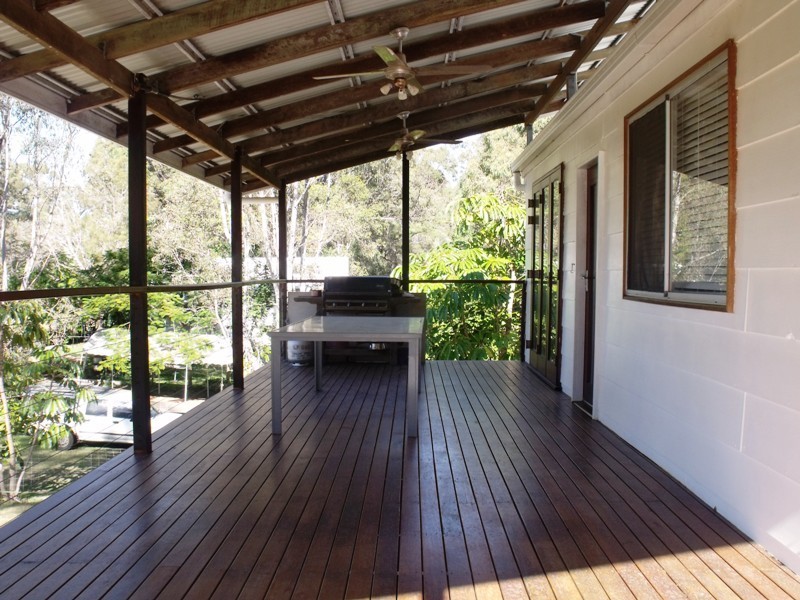 55 Crescent Dr, Russell Island QLD 4184