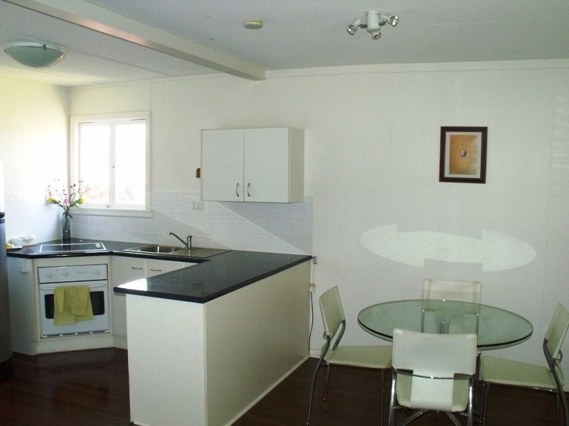15 Jackson Rd, Russell Island QLD 4184
