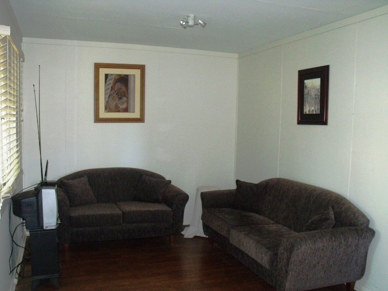 15 Jackson Rd, Russell Island QLD 4184