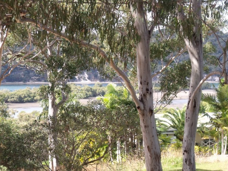 17 LEICHHARDT TCE, Russell Island QLD 4184