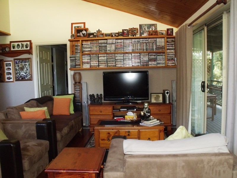 191 High Central Rd, Macleay Island QLD 4184