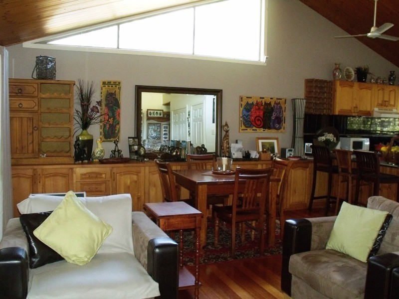 191 High Central Rd, Macleay Island QLD 4184