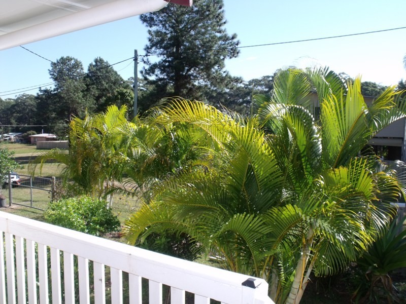 10 Reading St, Russell Island QLD 4184