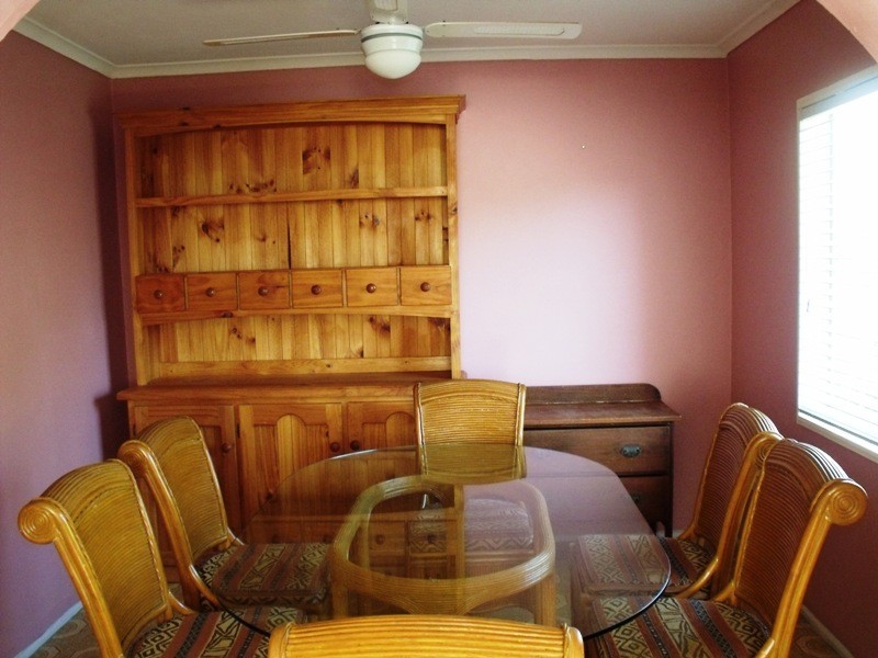 10 Reading St, Russell Island QLD 4184