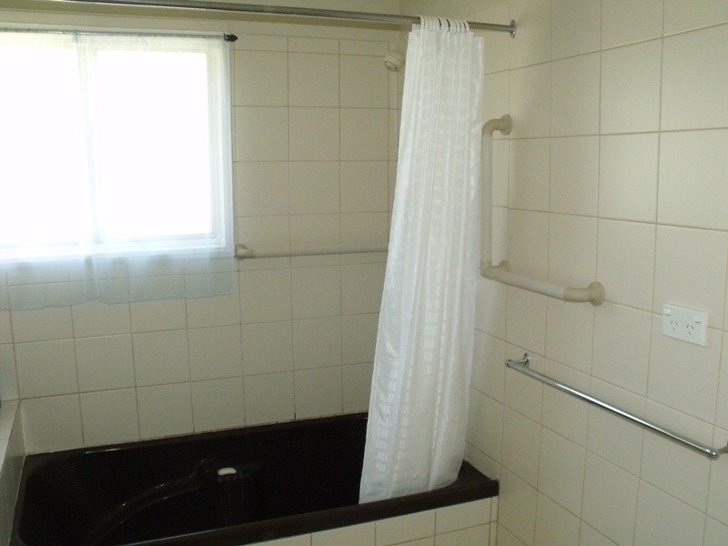 10 Reading St, Russell Island QLD 4184