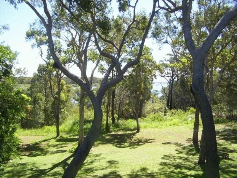 48 Tenanne Street, Russell Island QLD 4184