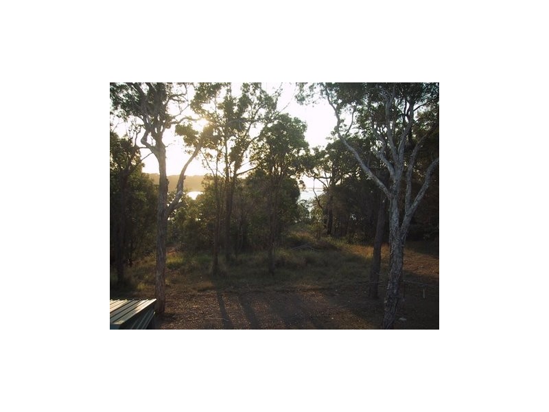 48 Tenanne Street, Russell Island QLD 4184