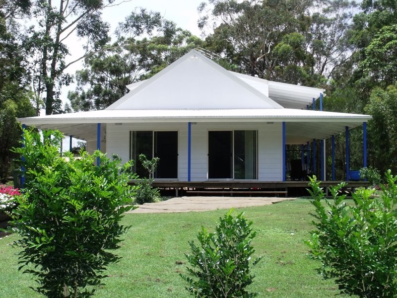63 Bradman St, Russell Island QLD 4184
