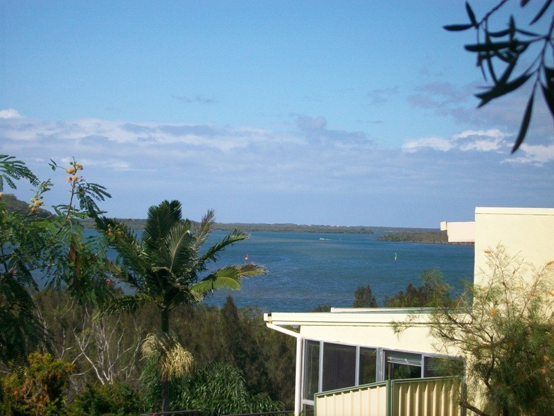 50 Crescent Drive, Russell Island QLD 4184