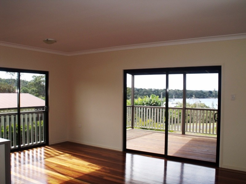 16 Ketch St, Russell Island QLD 4184