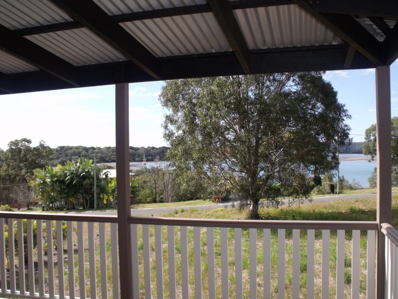 16 Ketch St, Russell Island QLD 4184