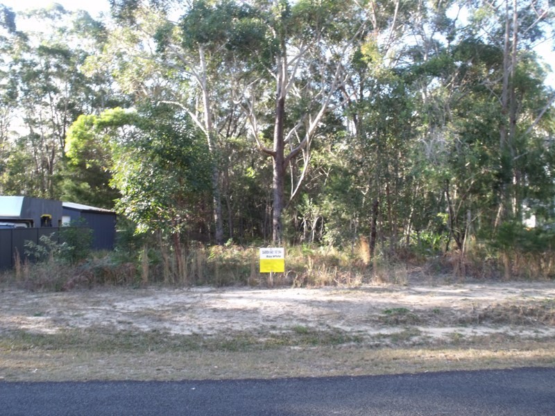 25 Kurrajong Rd, Russell Island QLD 4184