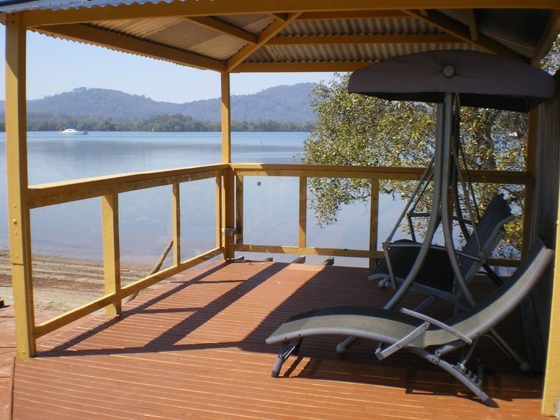 28 Oasis Drive, Russell Island QLD 4184
