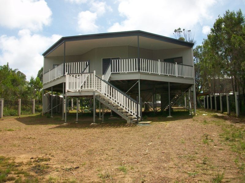 41 Tenanne Street, Russell Island QLD 4184
