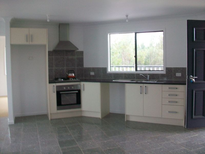 41 Tenanne Street, Russell Island QLD 4184