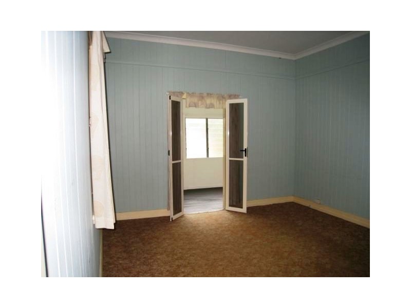 5 Ritson St, Russell Island QLD 4184