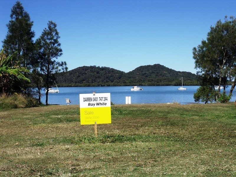 16 Emerson Street, Russell Island QLD 4184