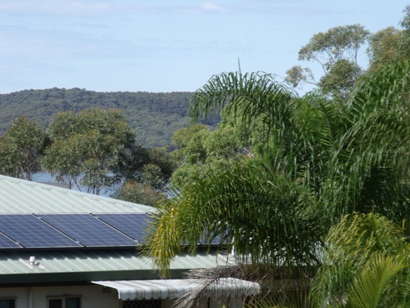 24 Grevillea St, Russell Island QLD 4184